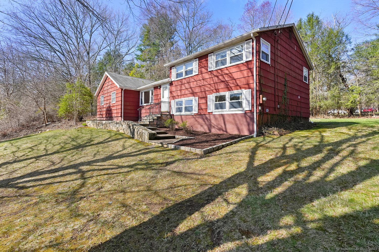 12 Green Knolls Lane, Newtown, Connecticut image 1