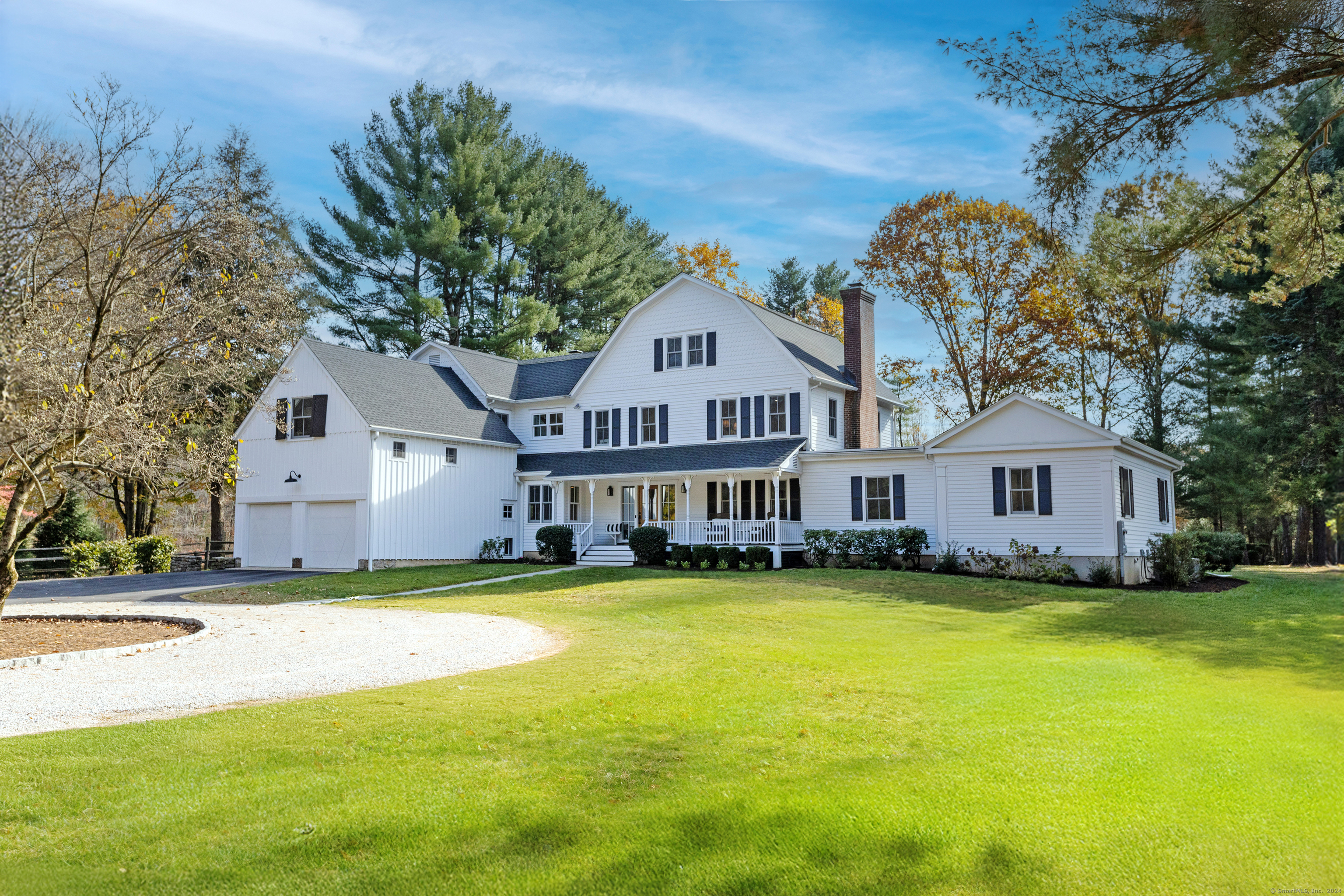 Property for Sale at 60 Hanson Road, Darien, Connecticut - Bedrooms: 4 
Bathrooms: 4.5 
Rooms: 11  - $3,100,000