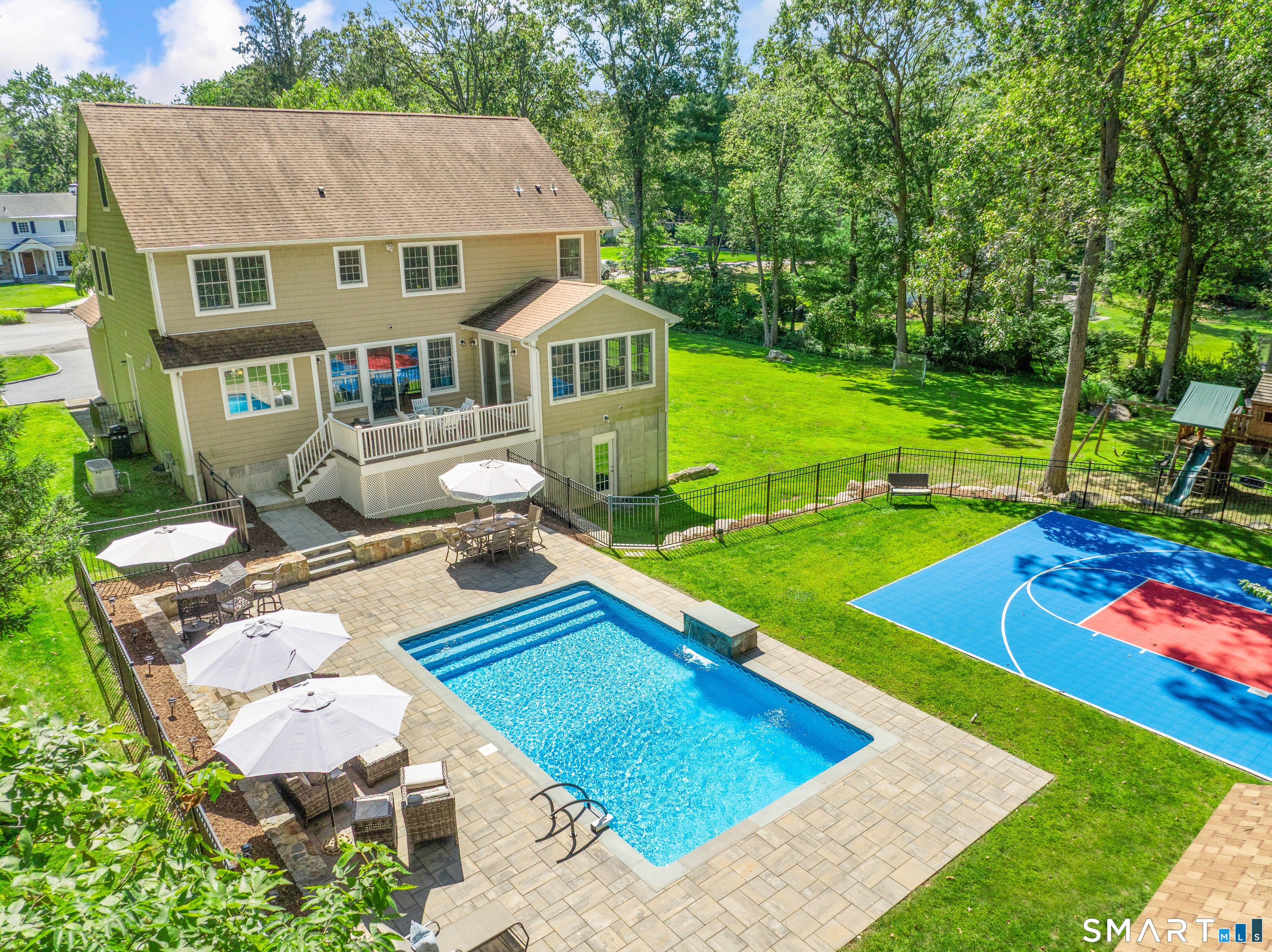 47 Summit Ridge Road