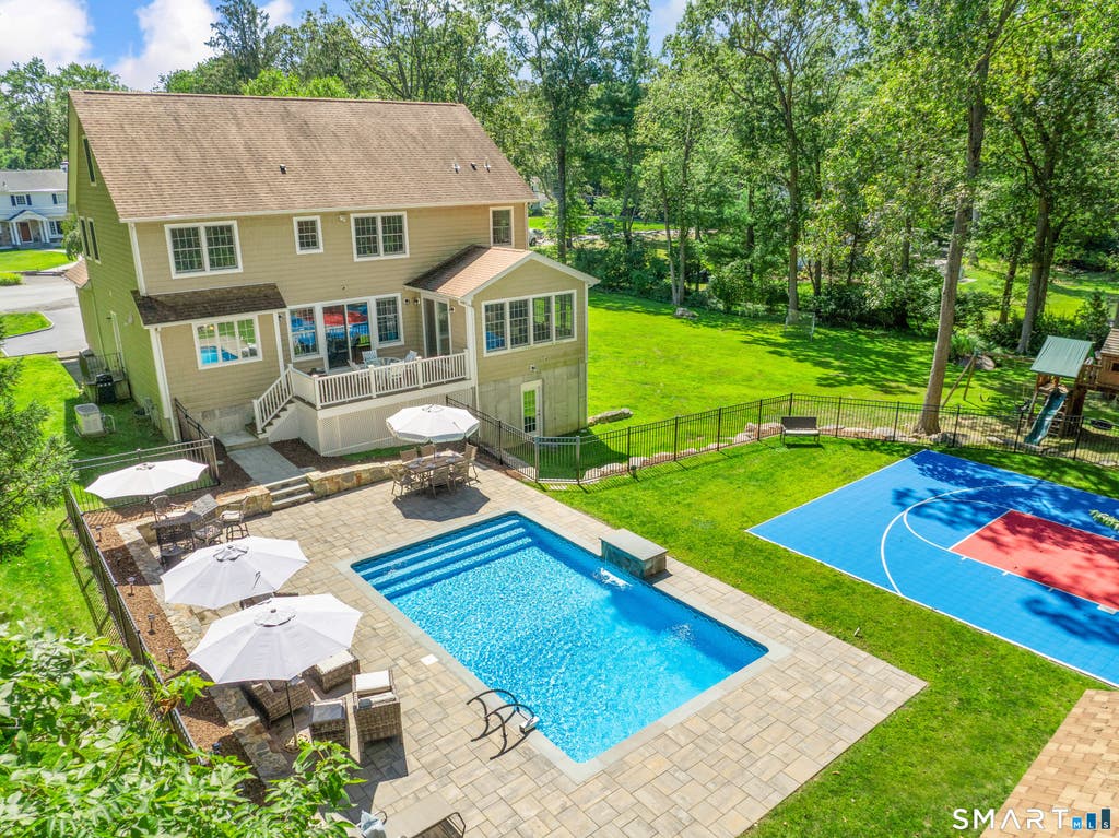 Photo of 47 Summit Ridge Road, Stamford, CT 06902 (MLS # 24199455)