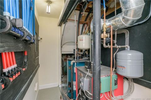 Tiny photo for 5 Mendes Road, Danbury, CT 06811 (MLS # 24149296)