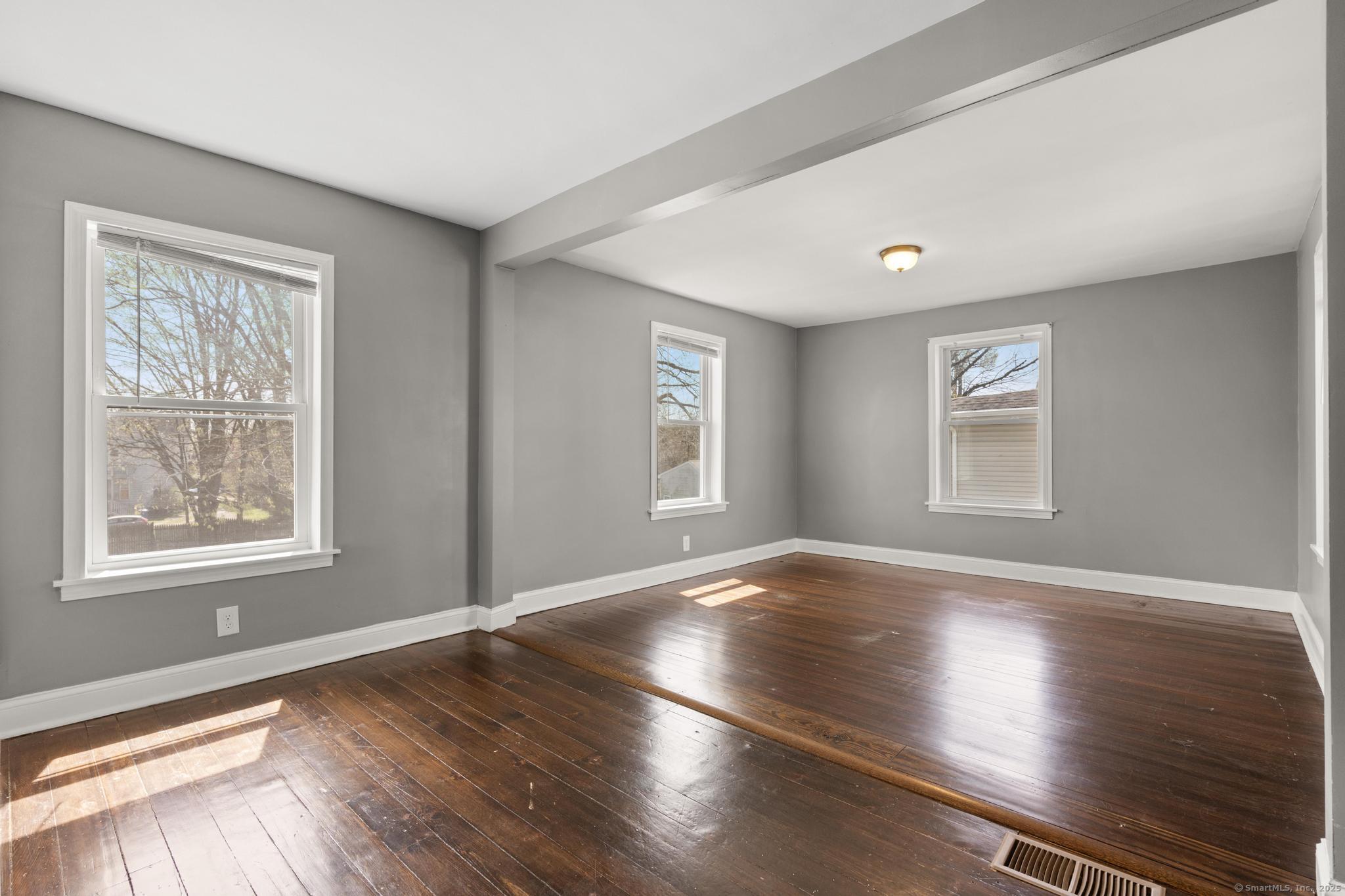 28 George Street, West Haven, Connecticut image 16