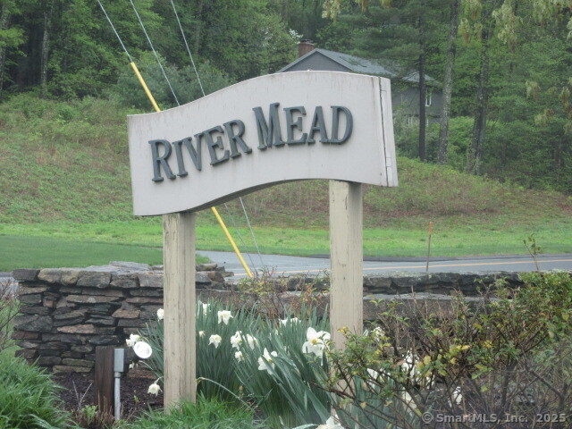 31 River Mead Street