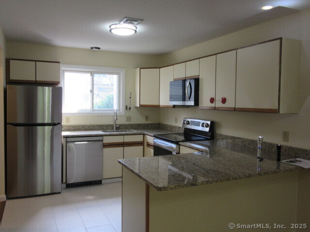 31 River Mead Street