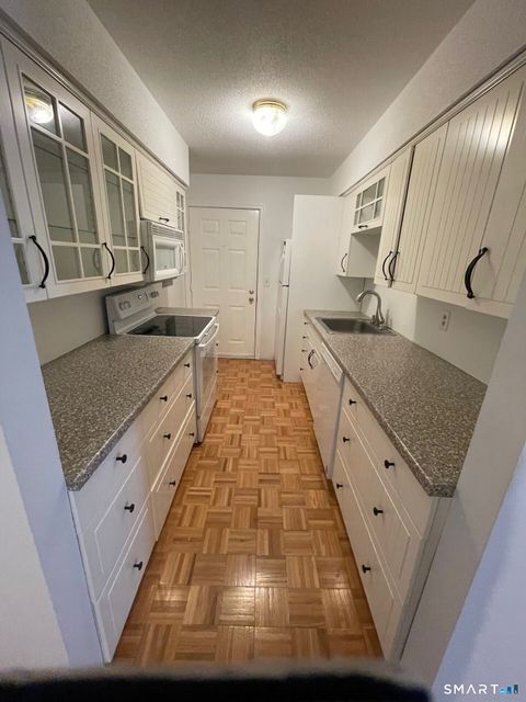 Tiny photo for 1 Concorde Way #B4, Windsor Locks, CT 06096 (MLS # 24169531)