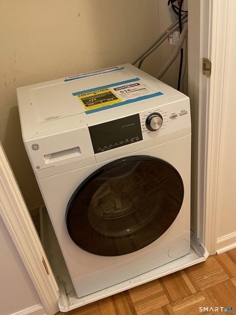 Tiny photo for 1 Concorde Way #B4, Windsor Locks, CT 06096 (MLS # 24169531)