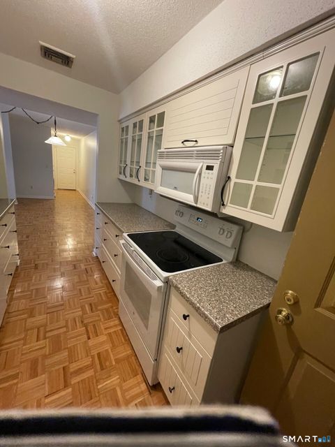 Tiny photo for 1 Concorde Way #B4, Windsor Locks, CT 06096 (MLS # 24169531)