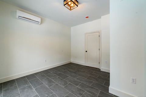 Tiny photo for 2620 Main Street #7, Glastonbury, CT 06033 (MLS # 24155466)