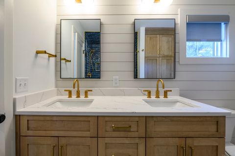 Tiny photo for 2620 Main Street #7, Glastonbury, CT 06033 (MLS # 24155466)