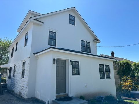 MLS: 24094358