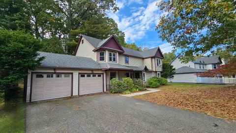 A home in South Windsor