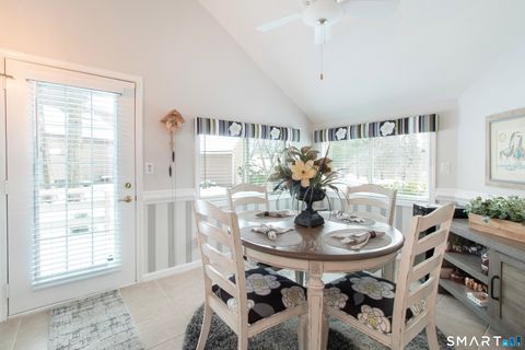 Tiny photo for 7 Meeting House Lane #7, Shelton, CT 06484 (MLS # 24149413)