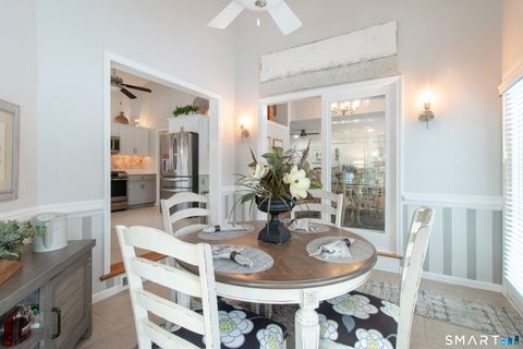 Tiny photo for 7 Meeting House Lane #7, Shelton, CT 06484 (MLS # 24149413)