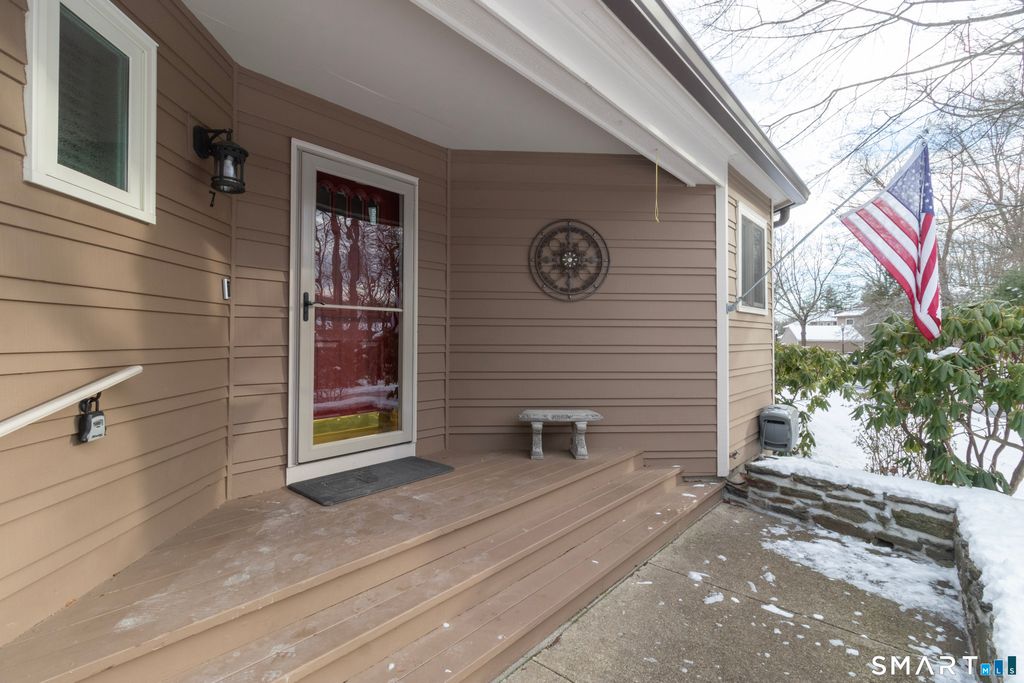 Photo of 7 Meeting House Lane #7, Shelton, CT 06484 (MLS # 24149413)