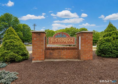 Condo For Rent - 63 Heather Ridge #63<br/> Shelton, CT 06484