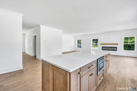 Tiny photo for 27 Suzanne Circle, Fairfield, CT 06825 (MLS # 24151023)