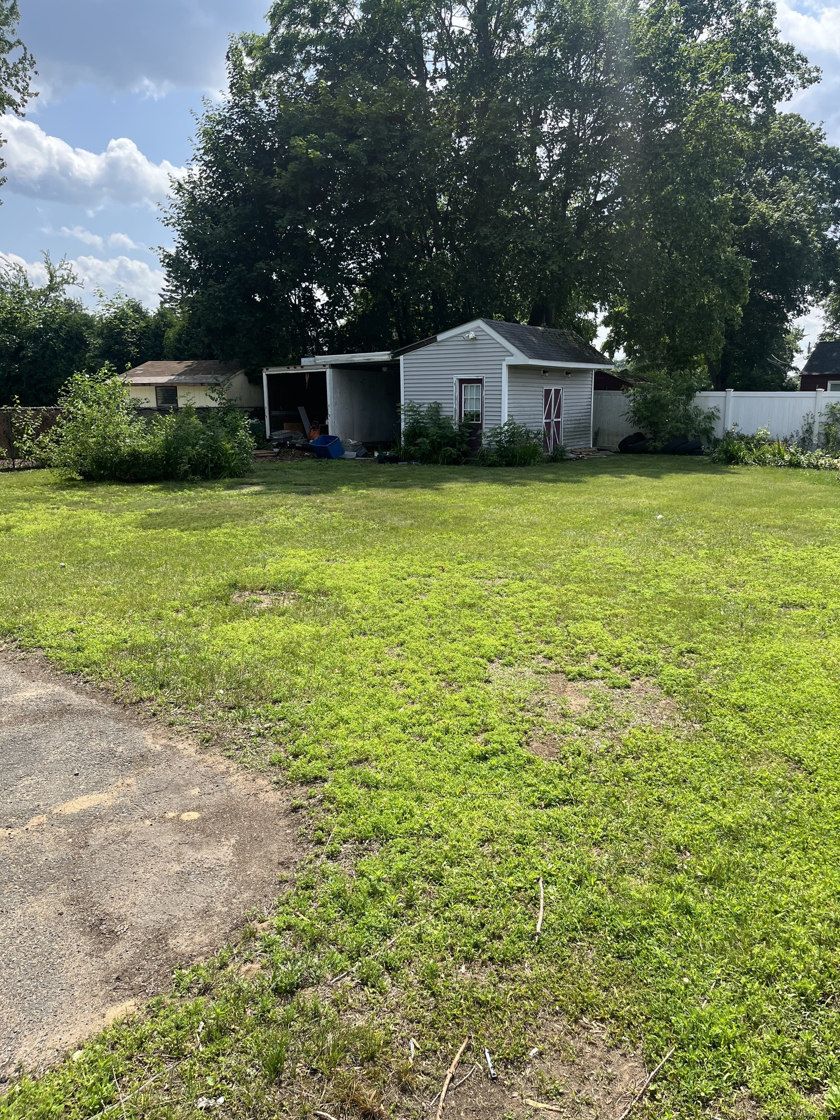 81 Cornwall Drive
