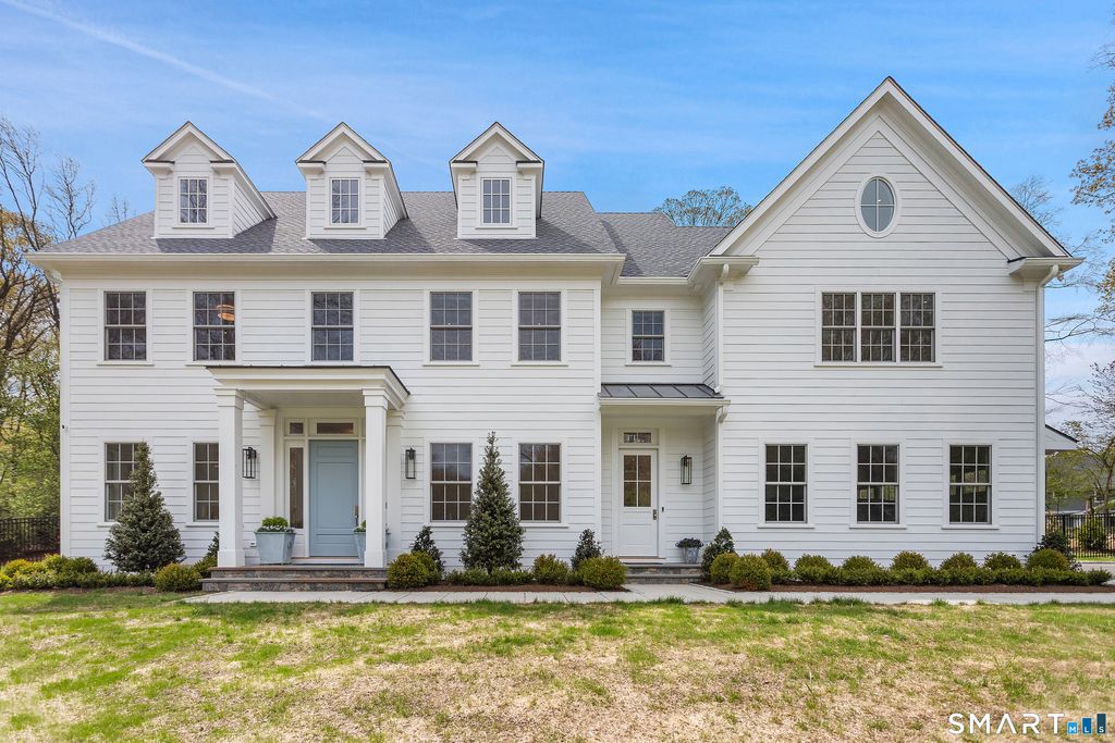 Photo of 17 Vineyard Lane, Westport, CT 06880 (MLS # 24170642)