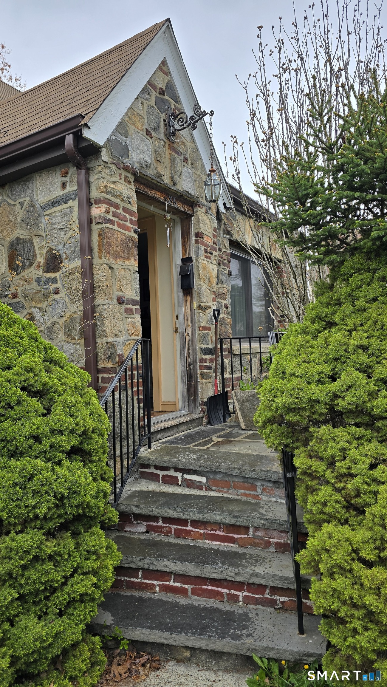 86 Placid Avenue