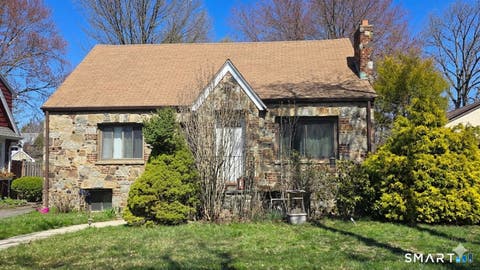Homes For Sale - 86 Placid Avenue<br/> Stratford, CT 06615