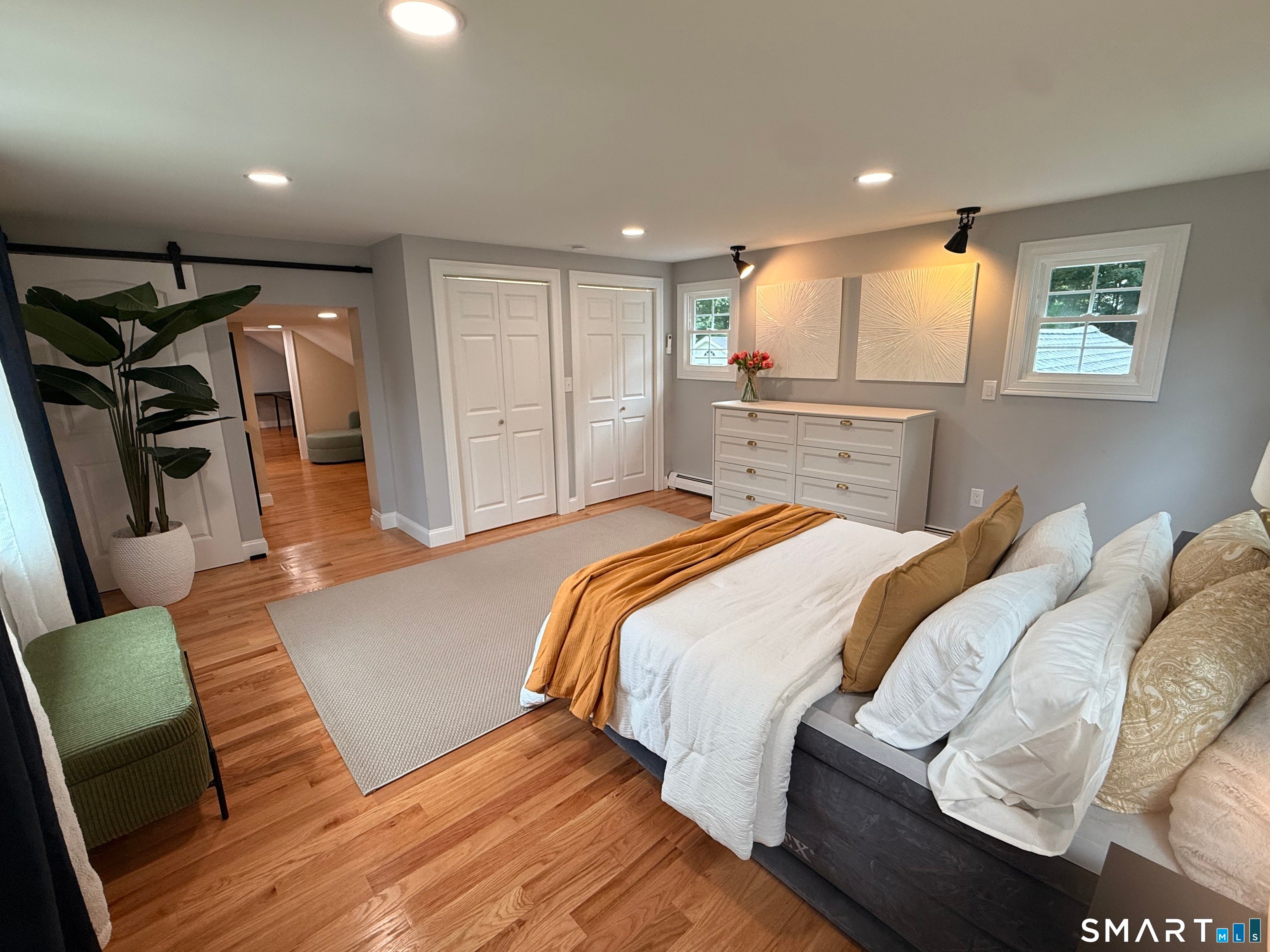 20 Hydelor Avenue