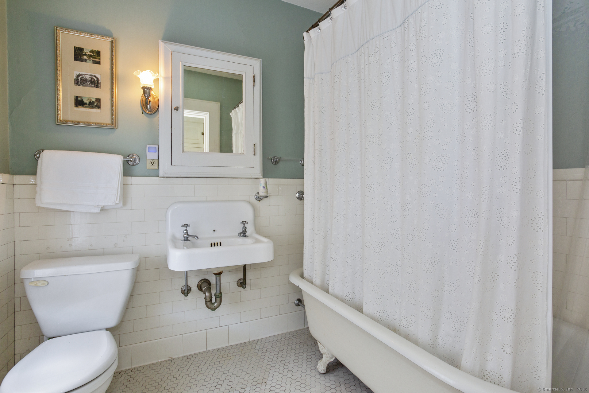222 N Beacon Street, Hartford, Connecticut image 27