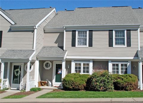 Photo of 41 Tamarack Avenue #APT 102, Danbury, CT 06811 (MLS # 24152141)