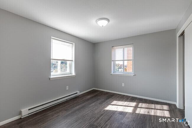 923 West Main Street 939-401