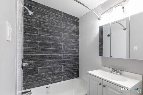 Tiny photo for 923 W Main Street #939-401, New Britain, CT 06053 (MLS # 24160679)