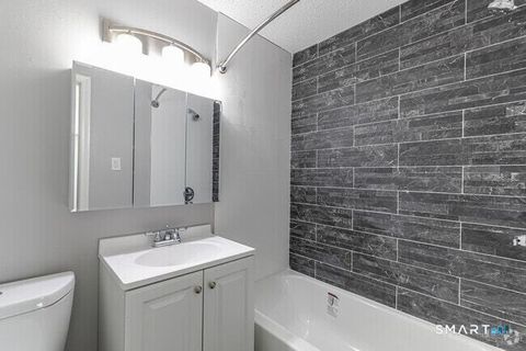 Tiny photo for 923 W Main Street #939-401, New Britain, CT 06053 (MLS # 24160679)