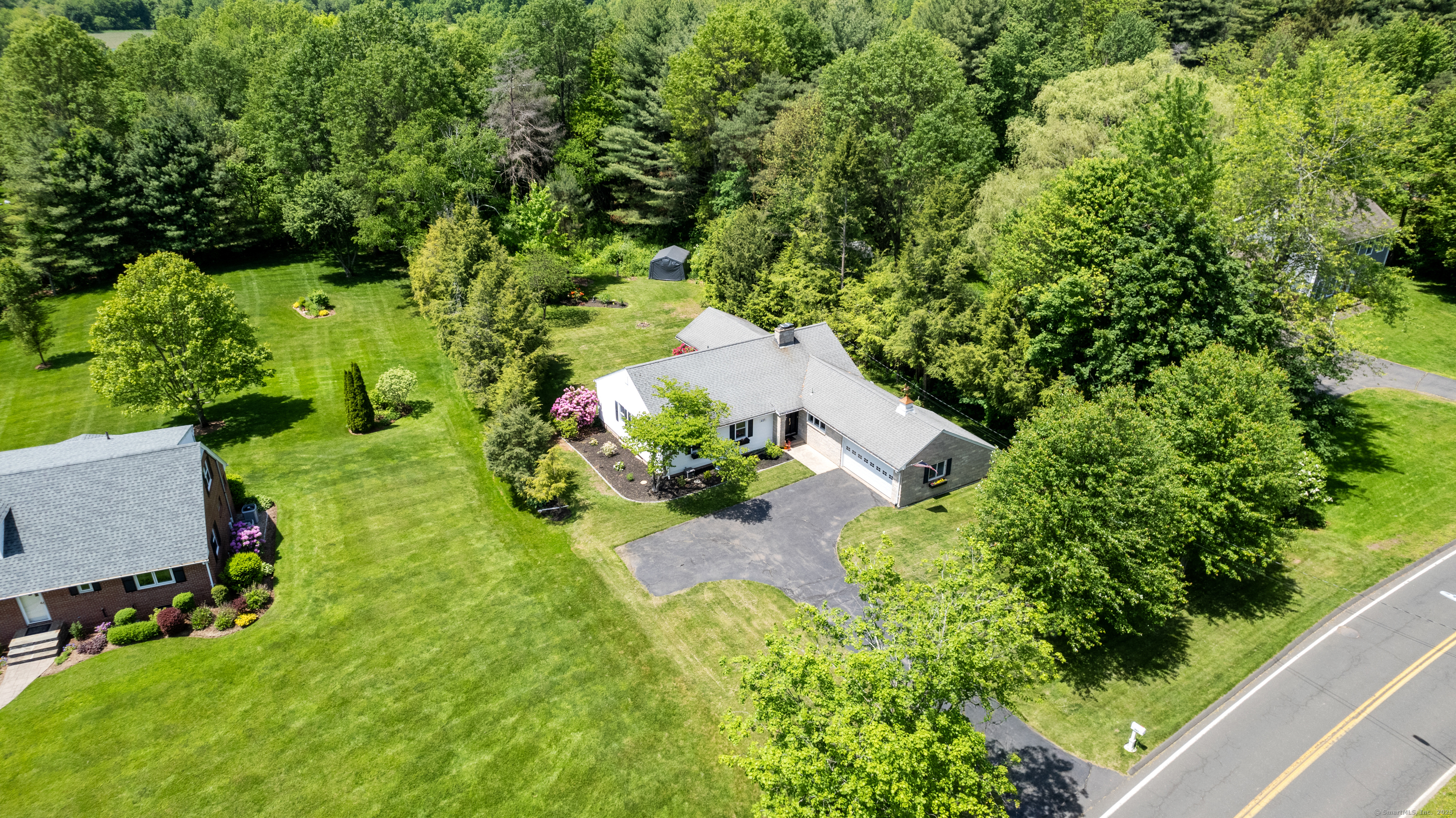 401 Russell Avenue, Suffield, Connecticut image 3