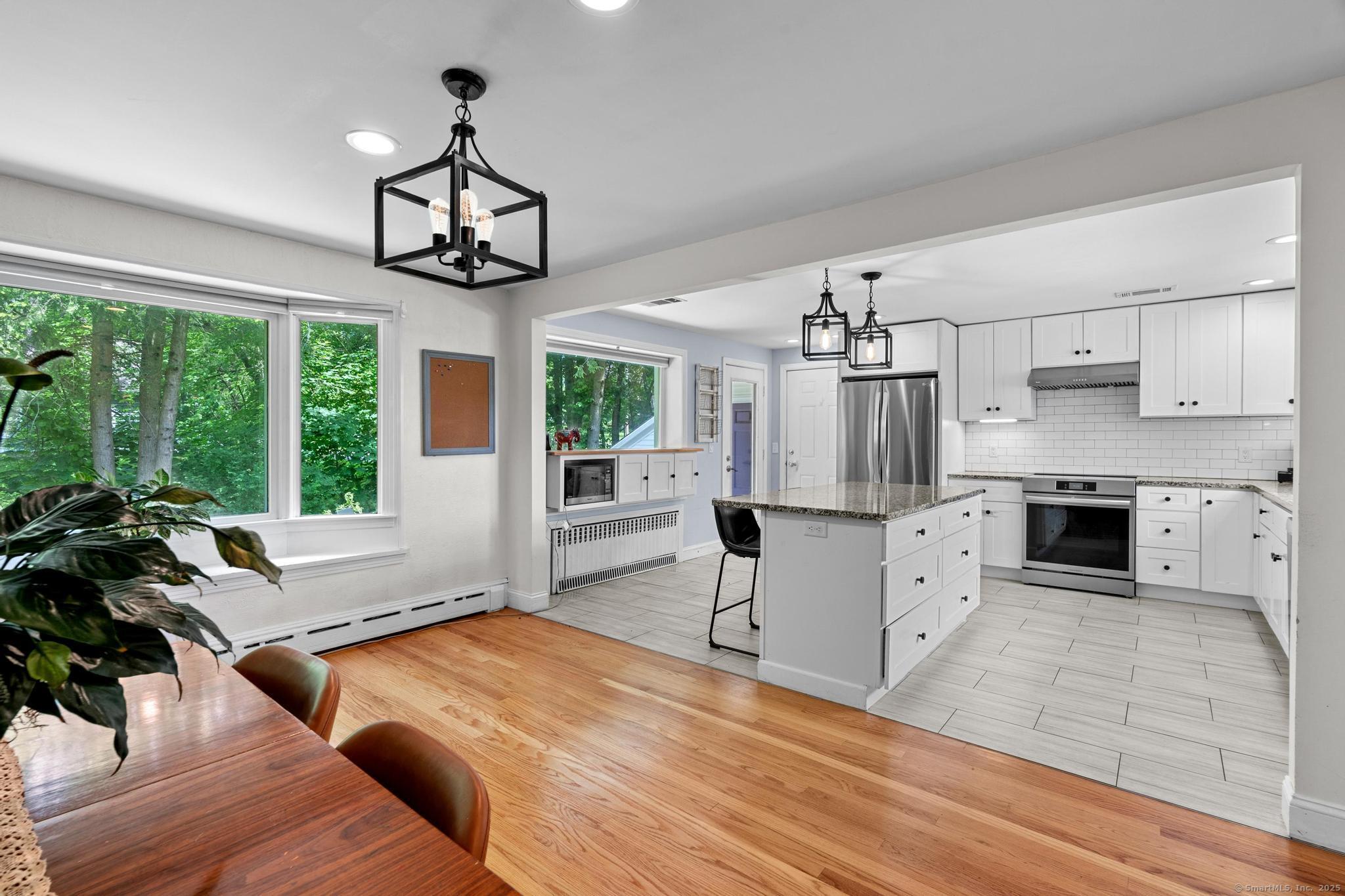 401 Russell Avenue, Suffield, Connecticut image 9
