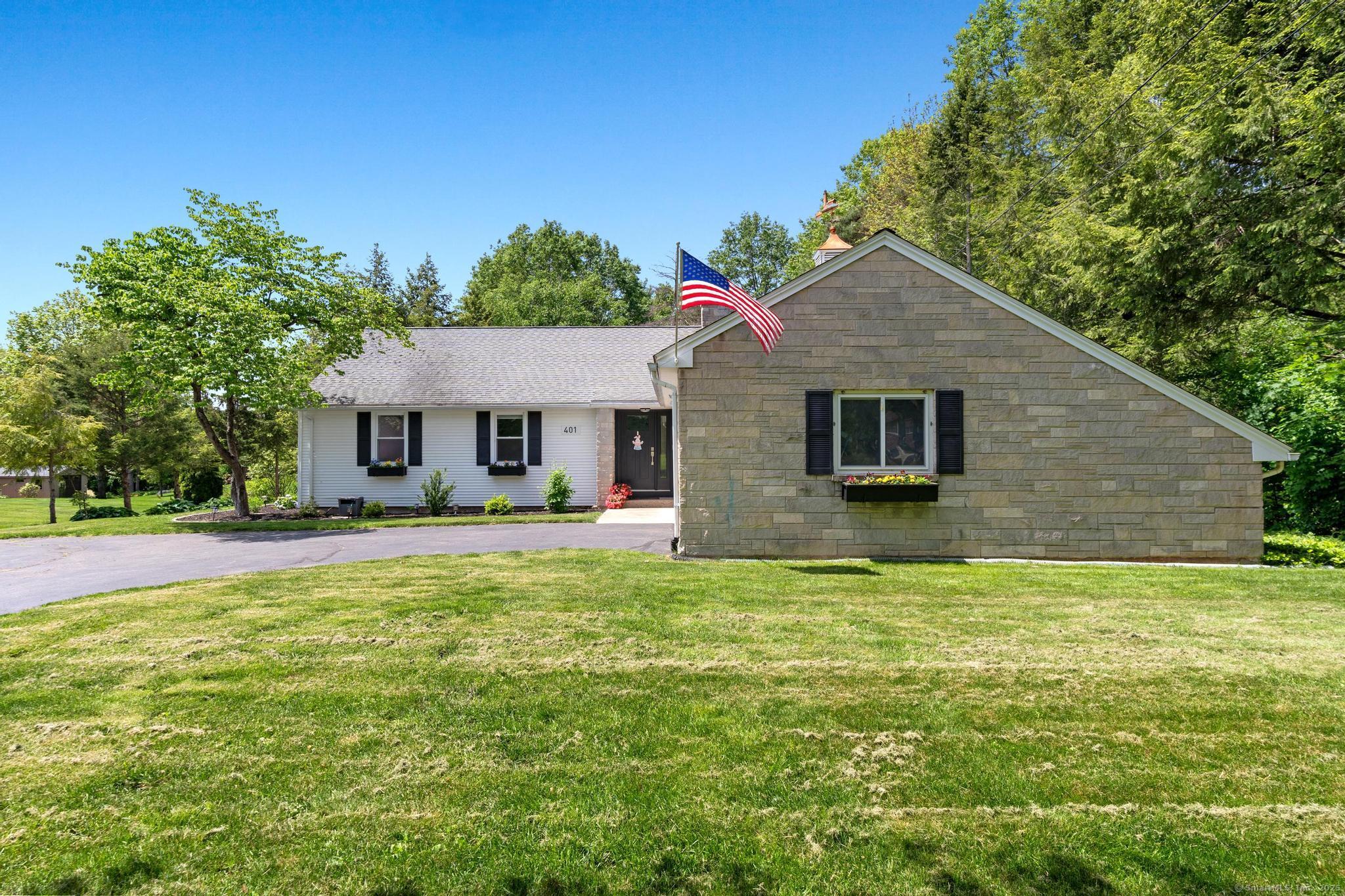 401 Russell Avenue, Suffield, Connecticut image 2