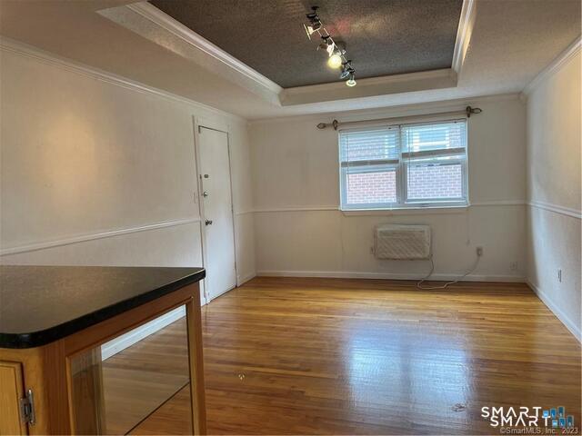 23 Mead Street C