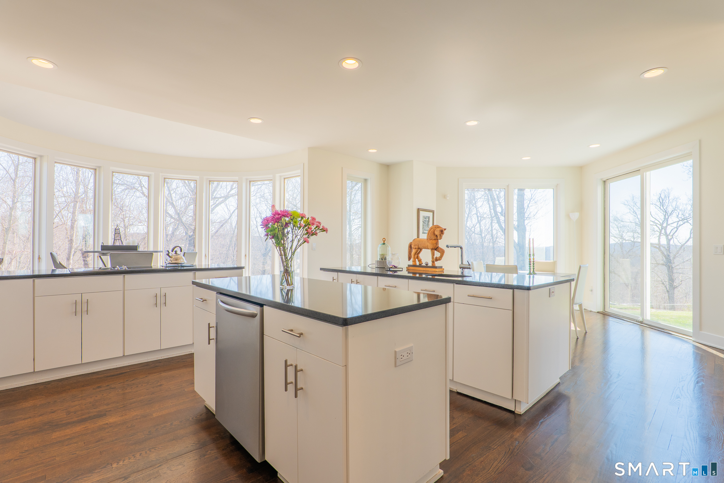 216 Kuhne Road