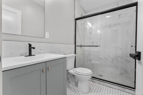 Tiny photo for 111 Bank Street #2B, Waterbury, CT 06702 (MLS # 24151242)