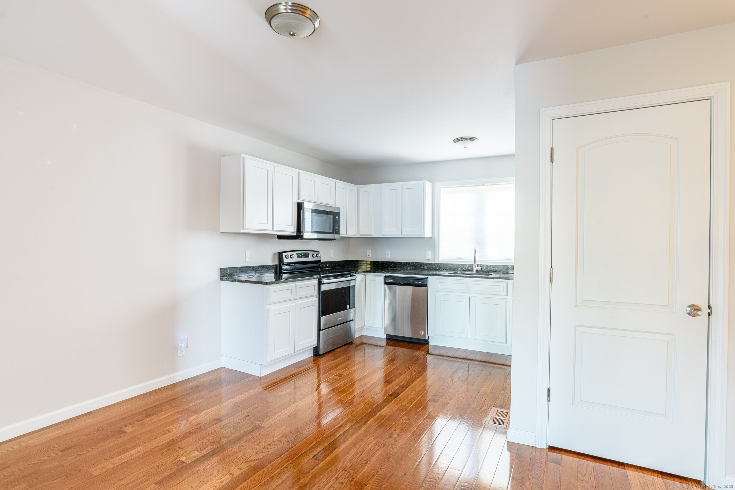 800 Seaview Avenue #820-2, Bridgeport, Connecticut image 13