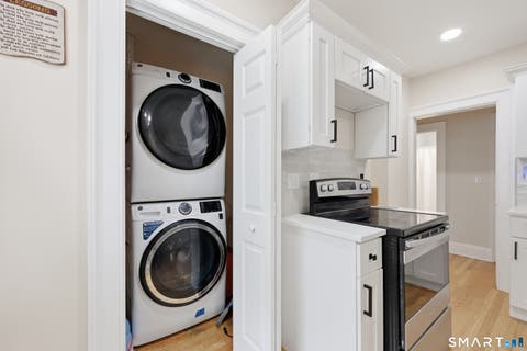 Tiny photo for 36 Brookline Avenue, Bloomfield, CT 06002 (MLS # 24197203)
