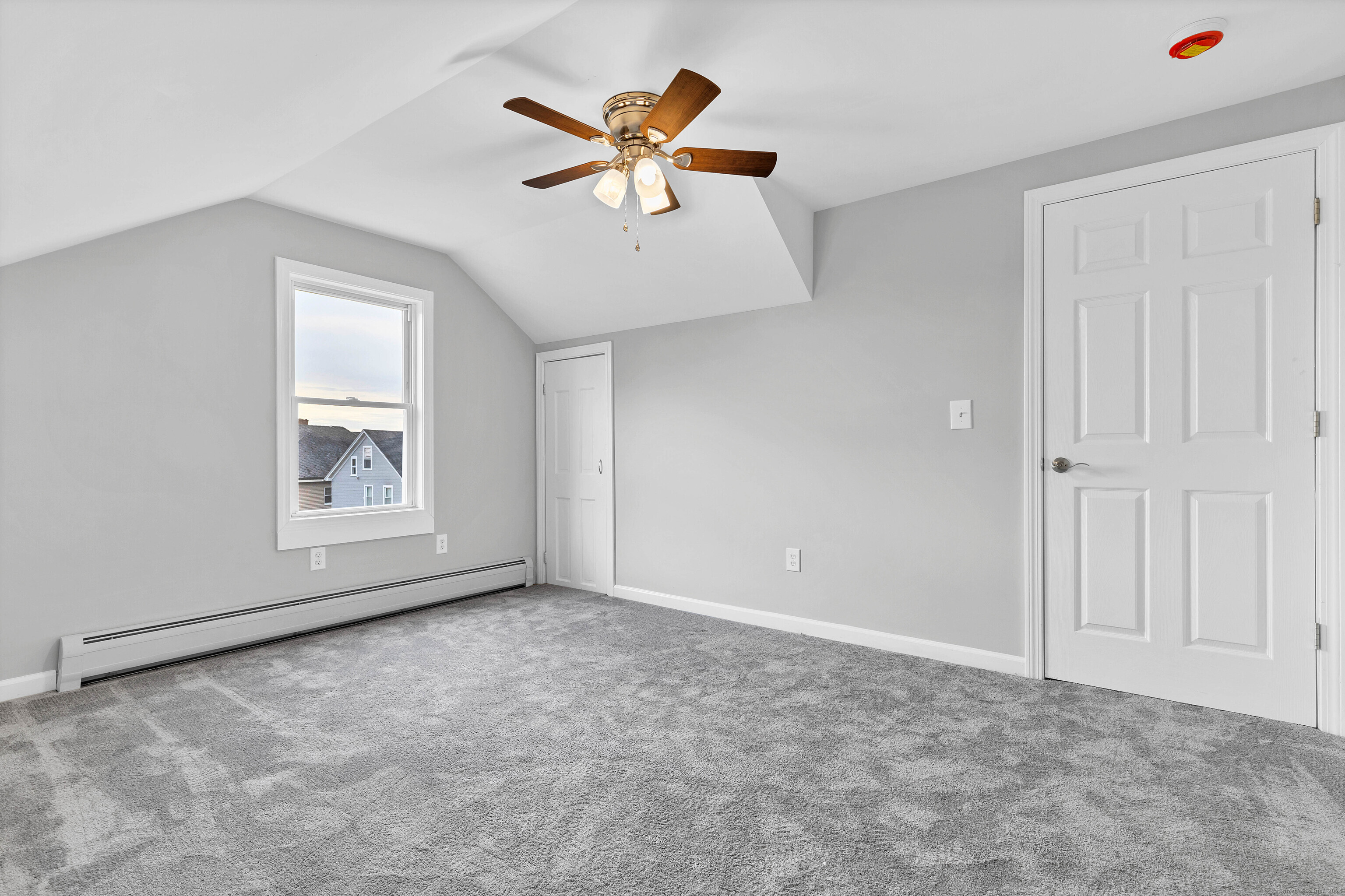 33 Hope Street, New London, Connecticut image 27