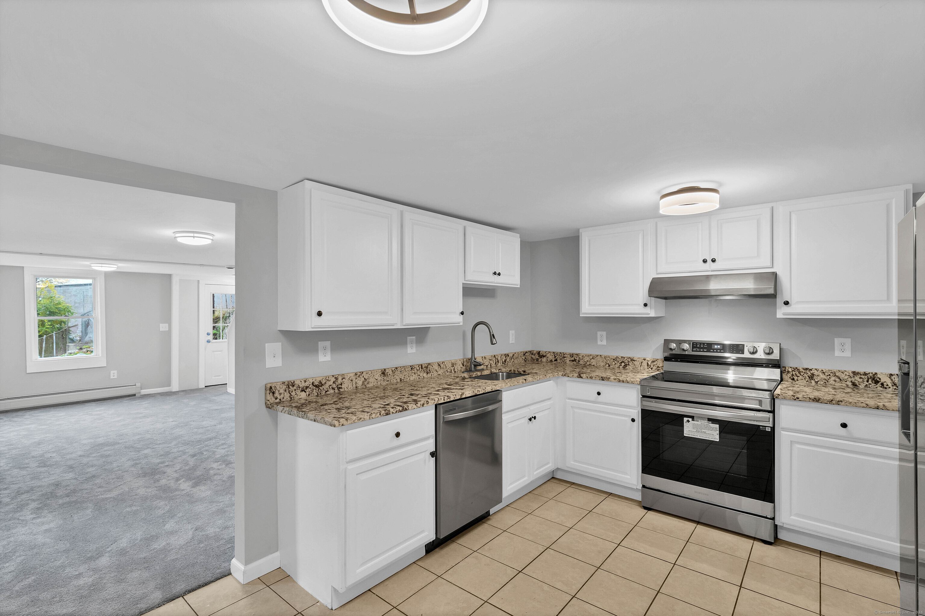 33 Hope Street, New London, Connecticut image 13
