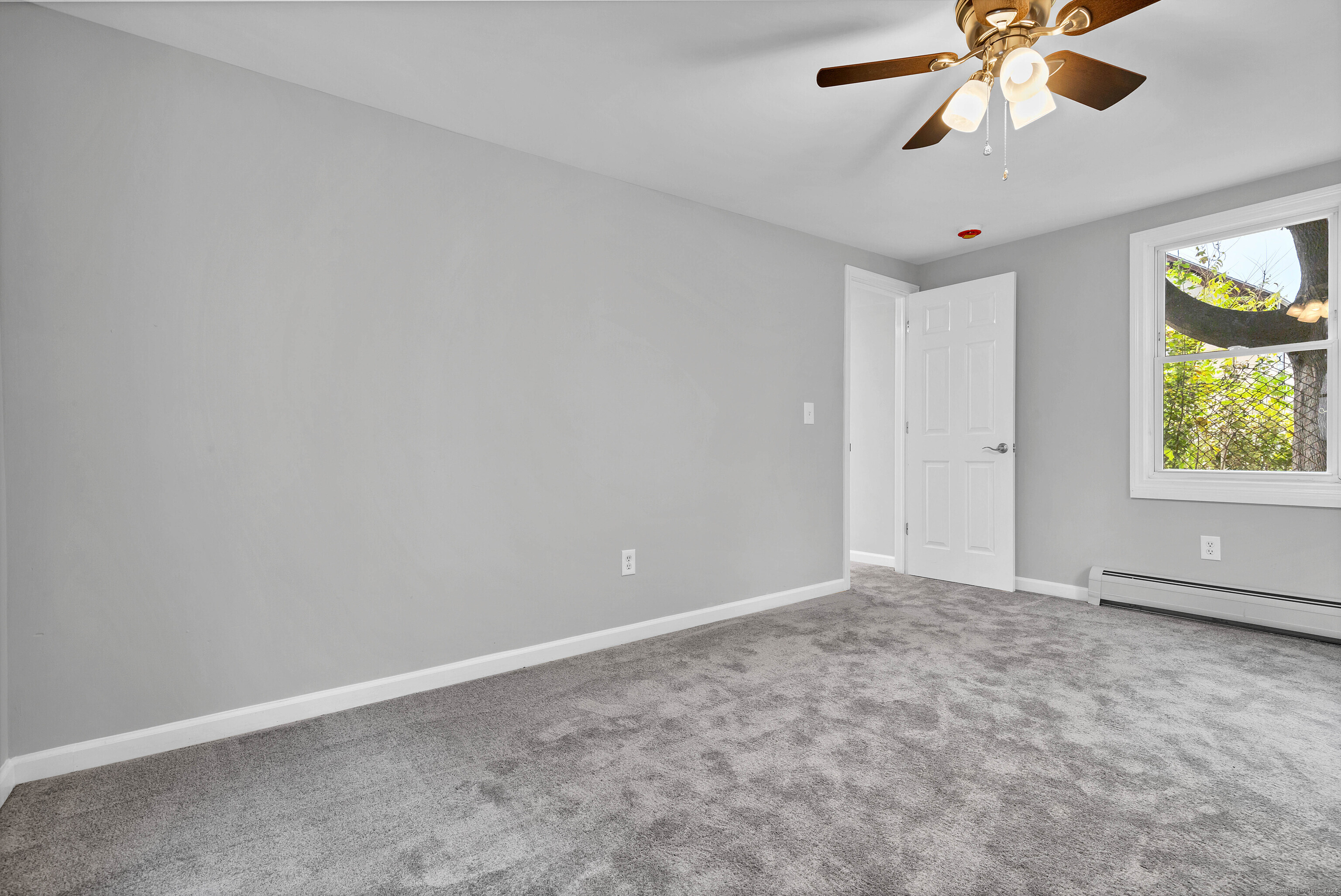 33 Hope Street, New London, Connecticut image 20
