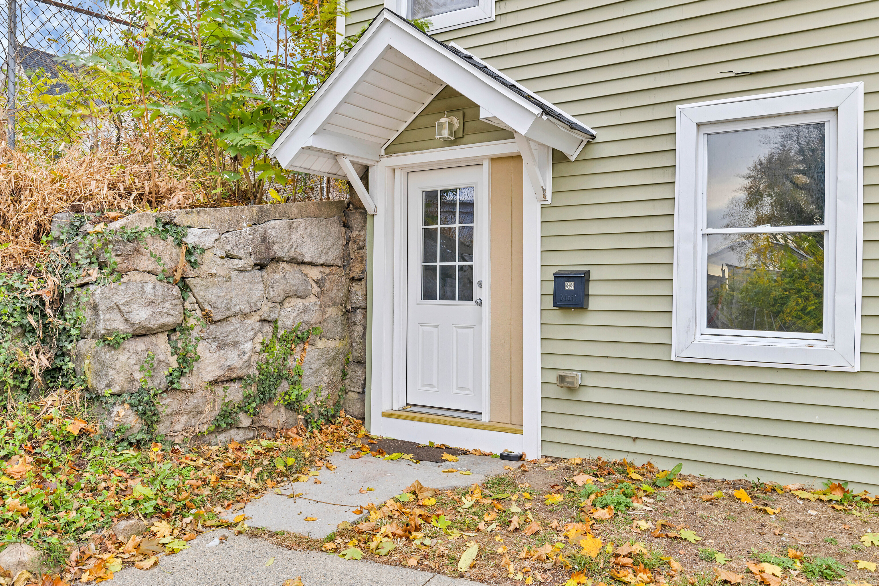 33 Hope Street, New London, Connecticut image 5