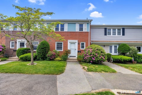 Photo of 102 Salem Walk #102, Milford, CT 06460 (MLS # 24183661)