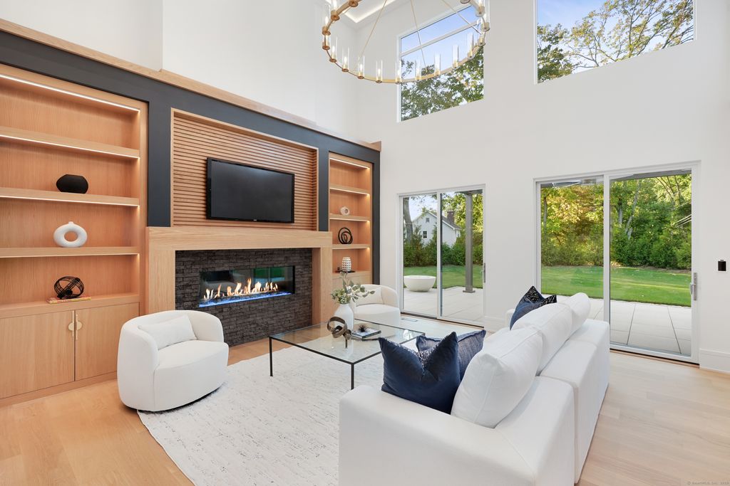Photo of 25 Dialstone Lane, Greenwich, CT 06878 (MLS # 24131024)