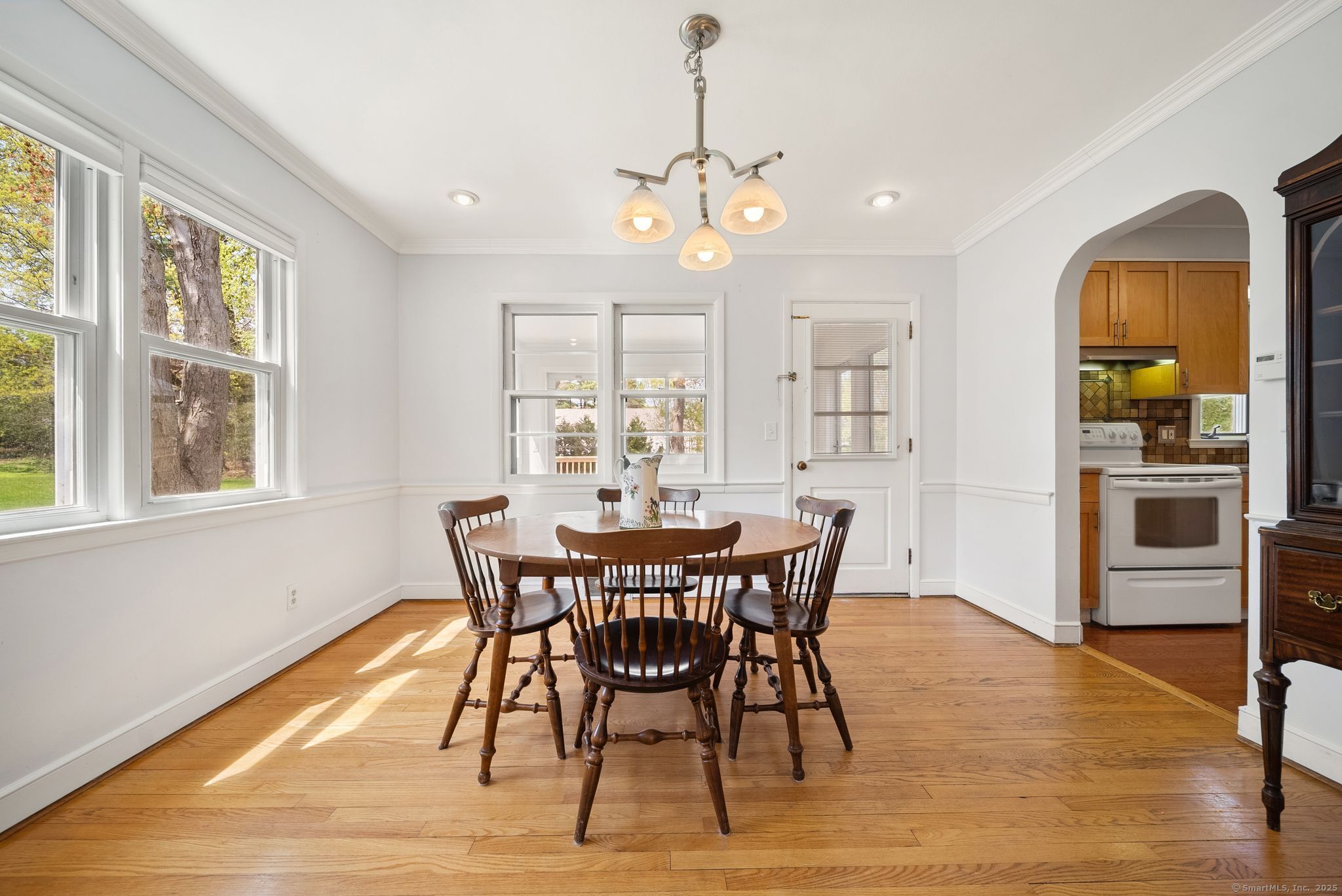 88 Lawler Road, West Hartford, Connecticut image 9