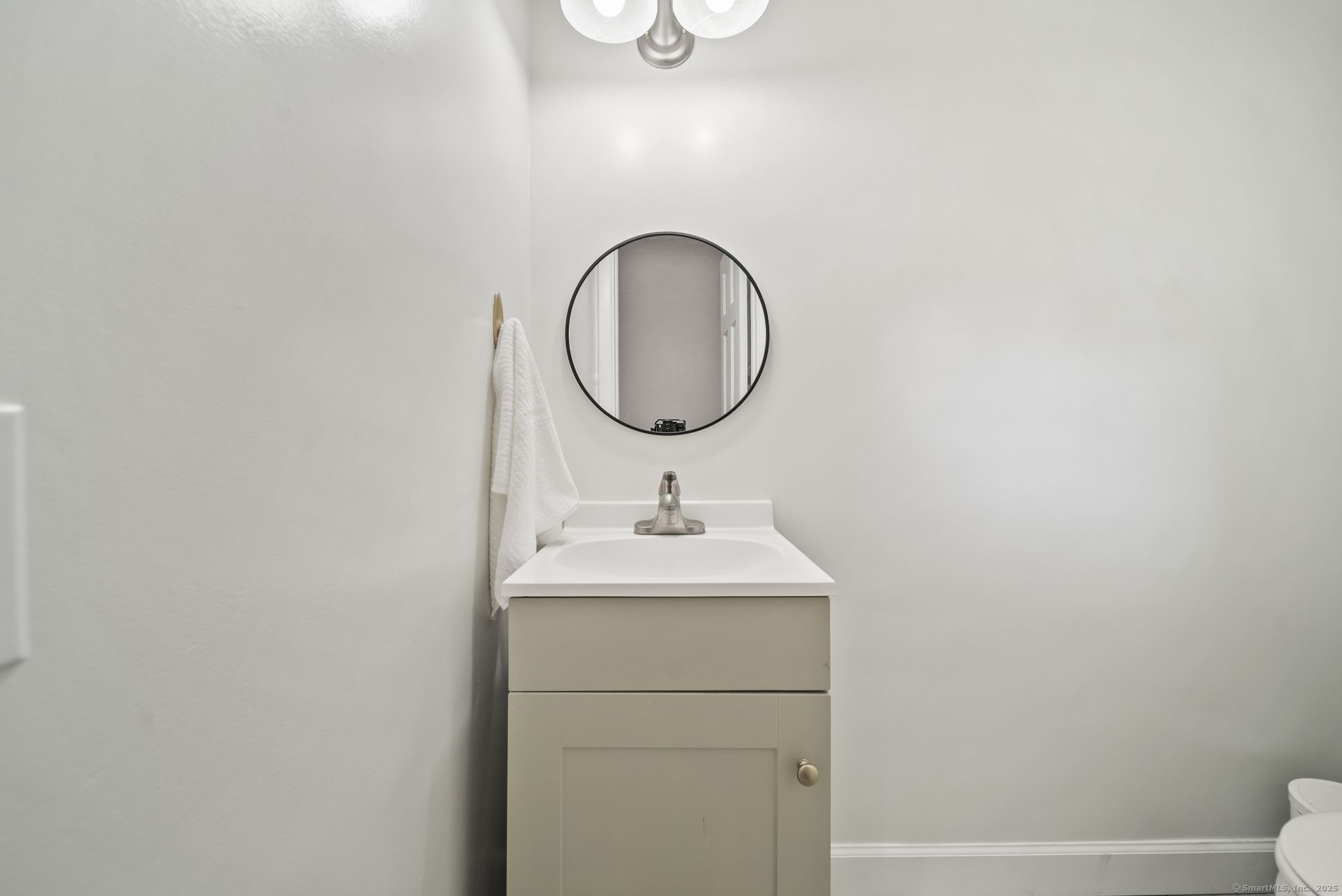 88 Lawler Road, West Hartford, Connecticut image 14