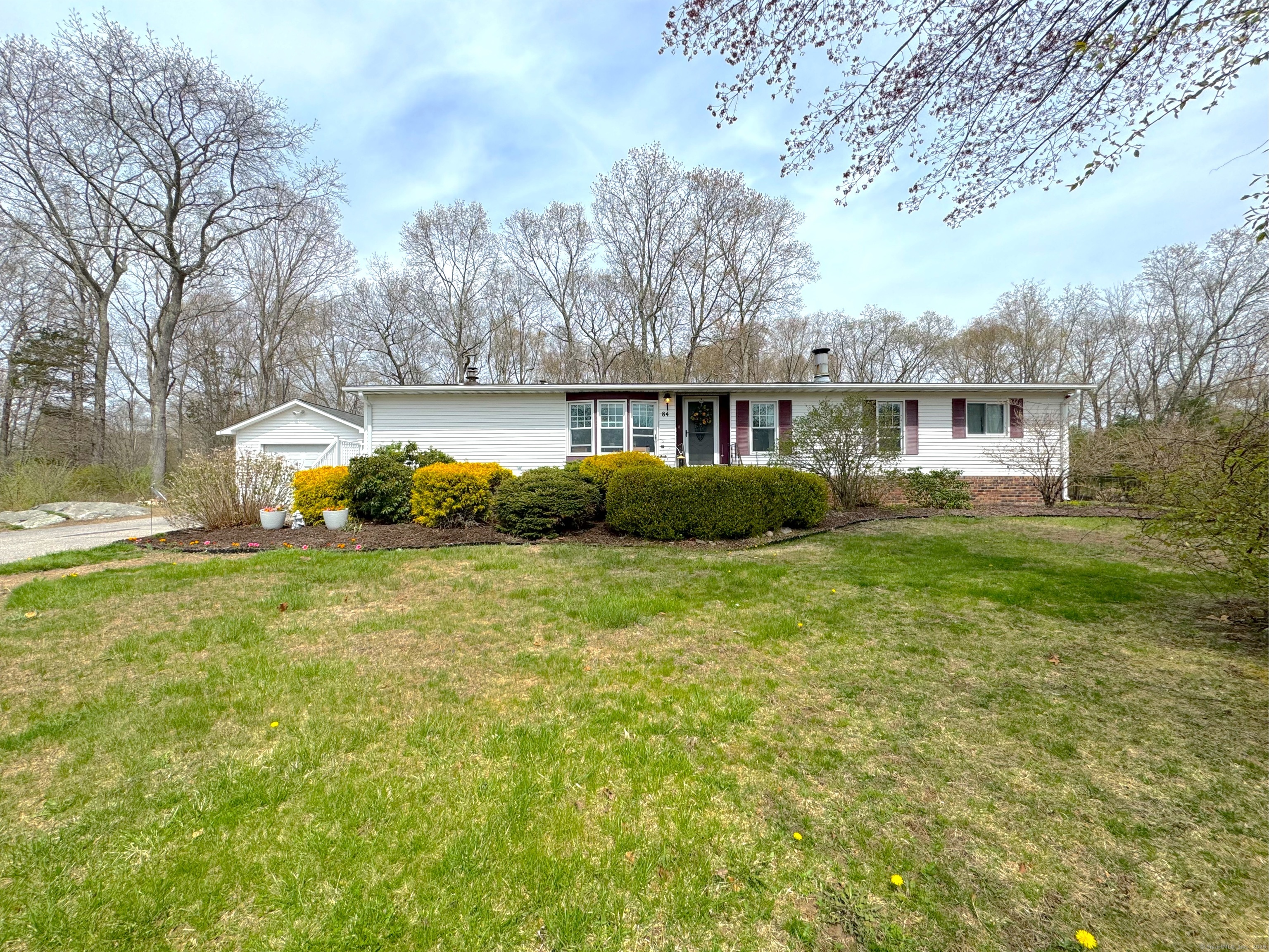 84 Colchester Commons, Colchester, Connecticut image 2