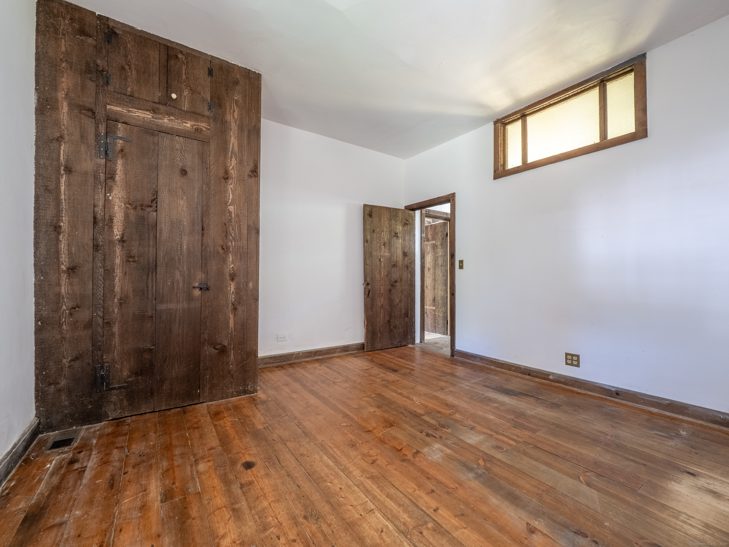 Stamford, Connecticut 06903, United States, 4 Bedrooms Bedrooms, ,3 BathroomsBathrooms,Residential,Active,189299