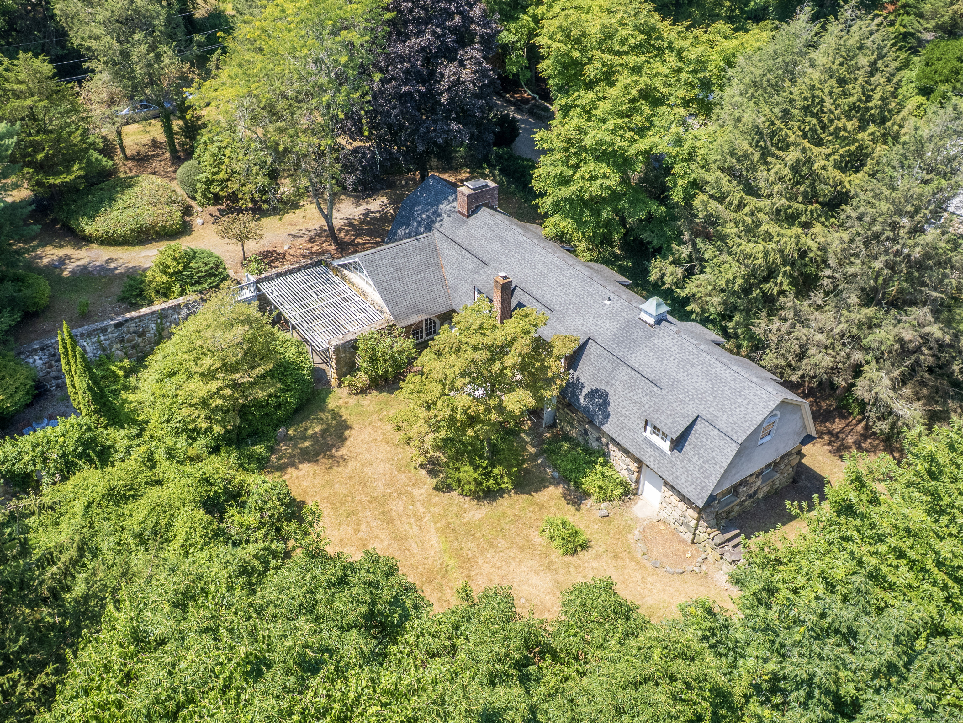 Stamford, Connecticut 06903, United States, 4 Bedrooms Bedrooms, ,3 BathroomsBathrooms,Residential,Active,189299