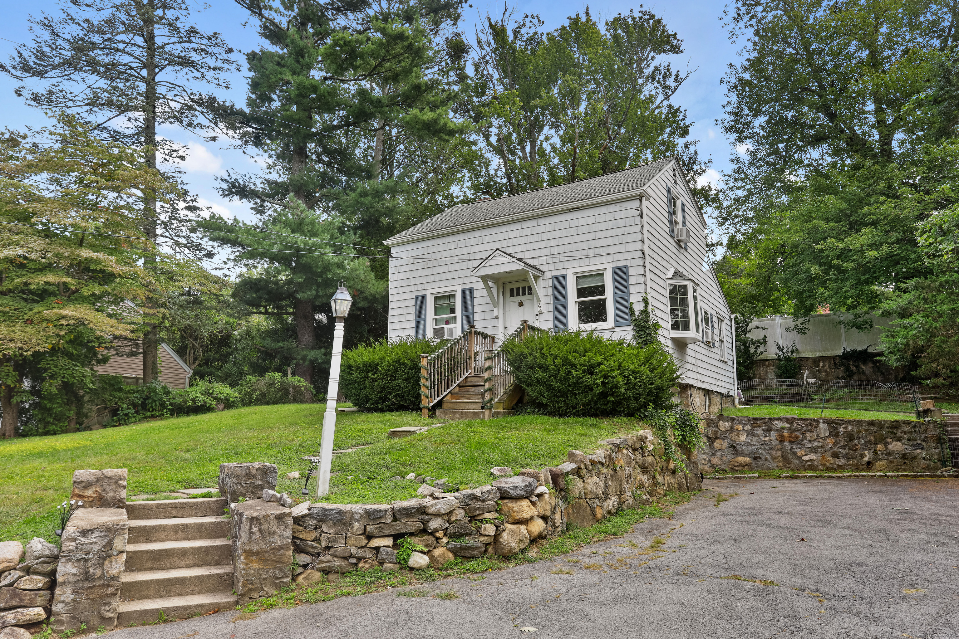 25 Hoover Road